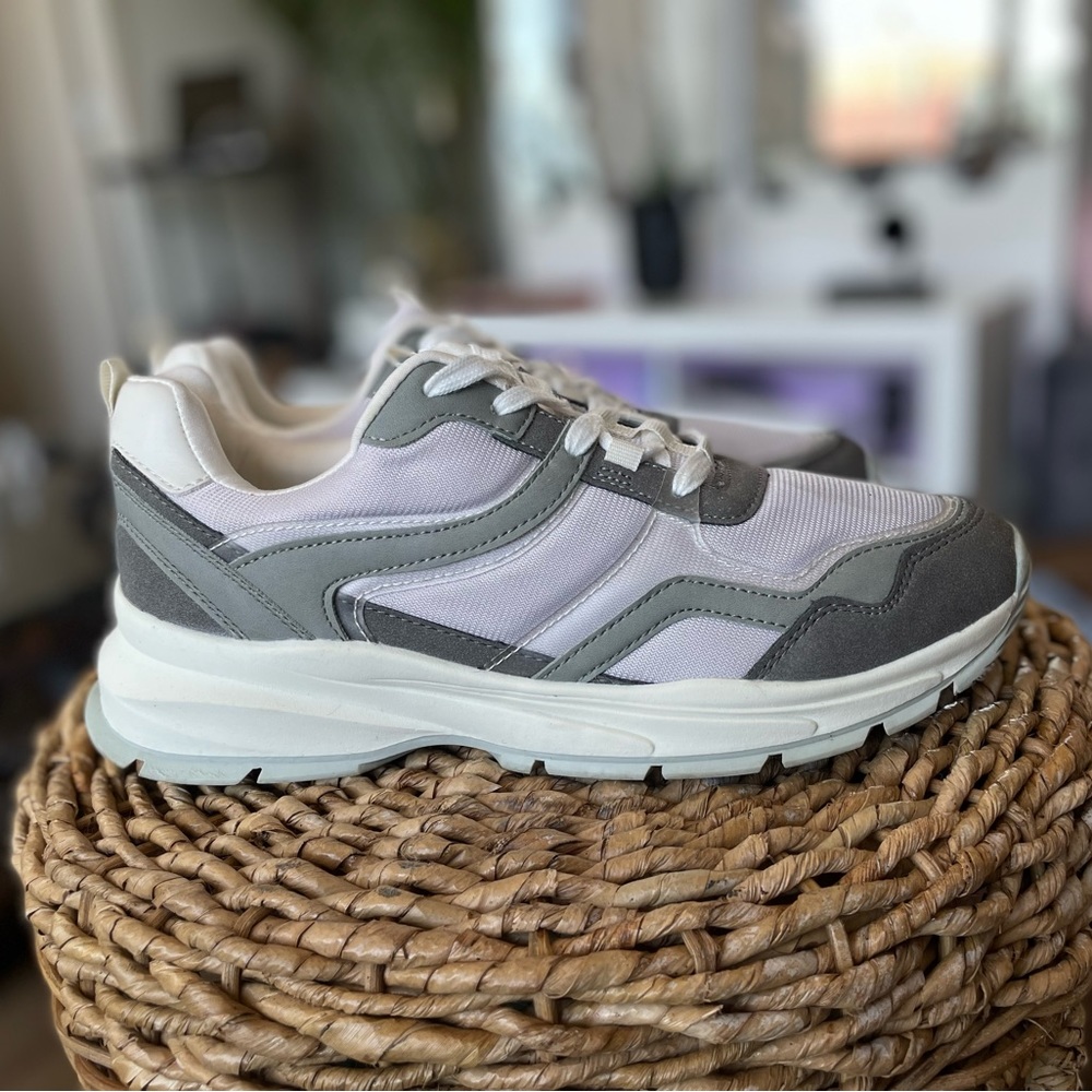 A New Day Women's Gray/Indigo Memory Foam Sneakers Size 11 - Picture 3 of 15